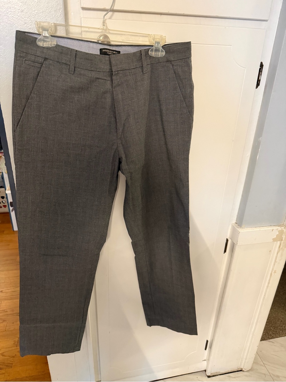 Banana Republic Men's Gray Dress Pants - Slim Flat Front